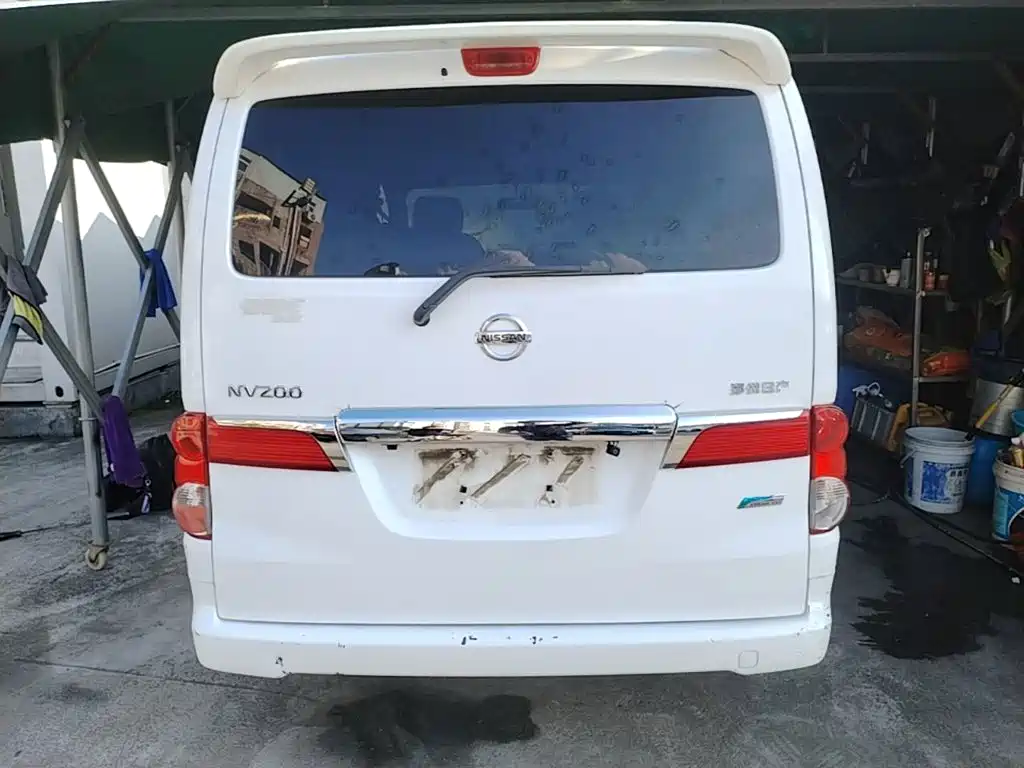 Nissan NV200 — миниатюра 6