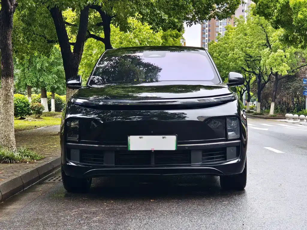 Li Auto L8 2023 Pro