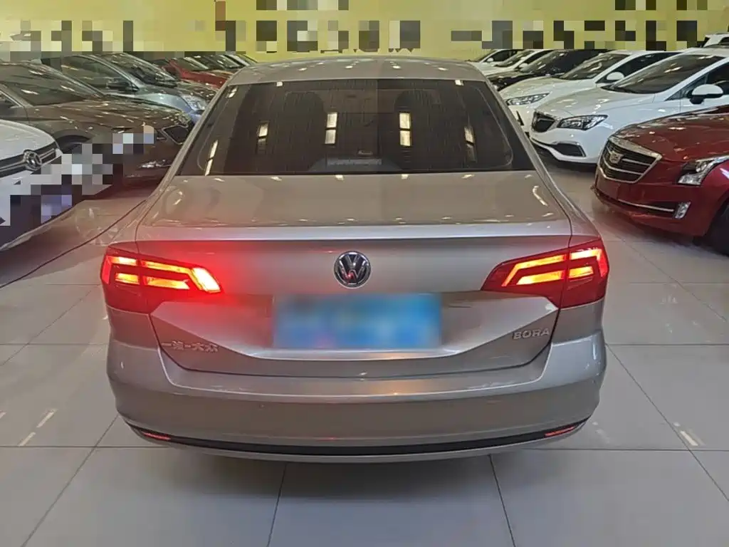 Volkswagen Bora — миниатюра 6