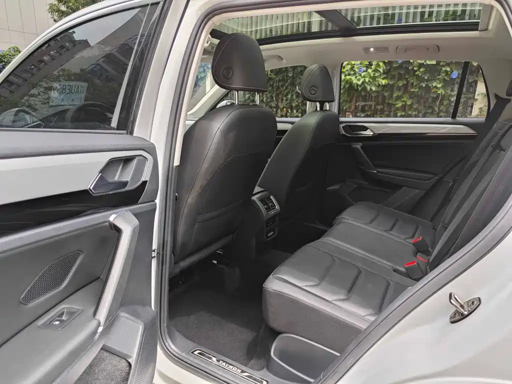 Volkswagen Tayron 2019 330TSI Luxury VI
