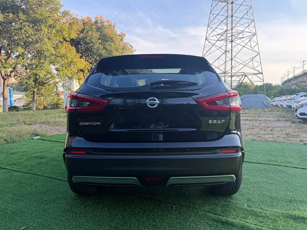 Nissan Qashqai — миниатюра 5