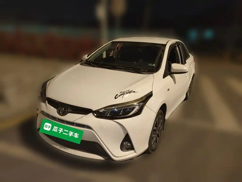 Toyota Yaris L