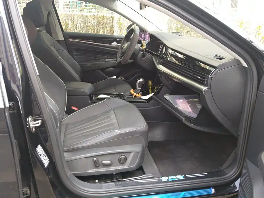 Volkswagen Passat — миниатюра 8