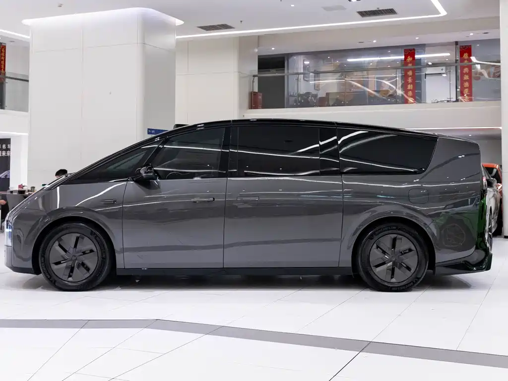 Li Auto Li MEGA — миниатюра 4