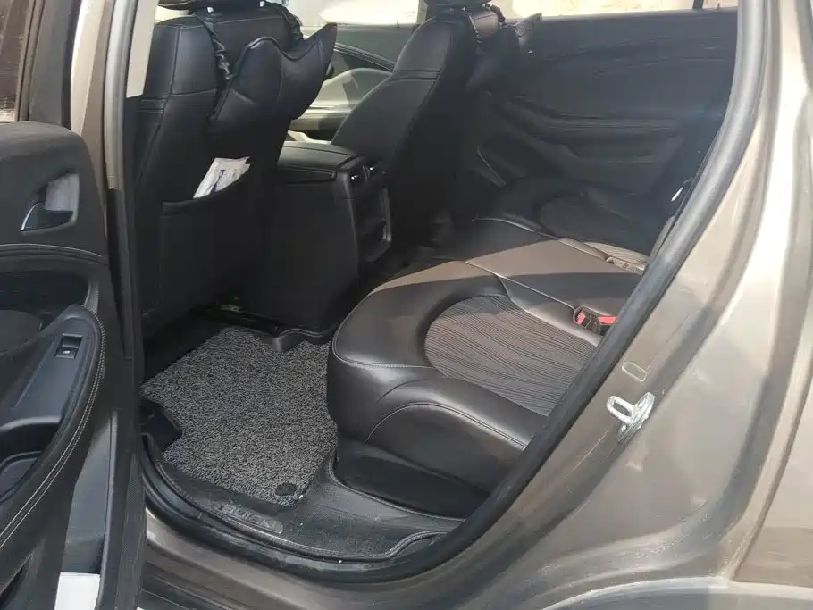 Buick Envision Plus — миниатюра 11
