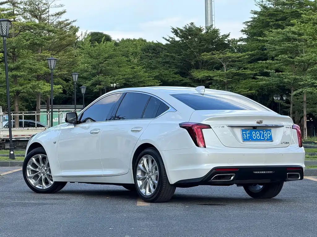 Cadillac CT5 — миниатюра 5