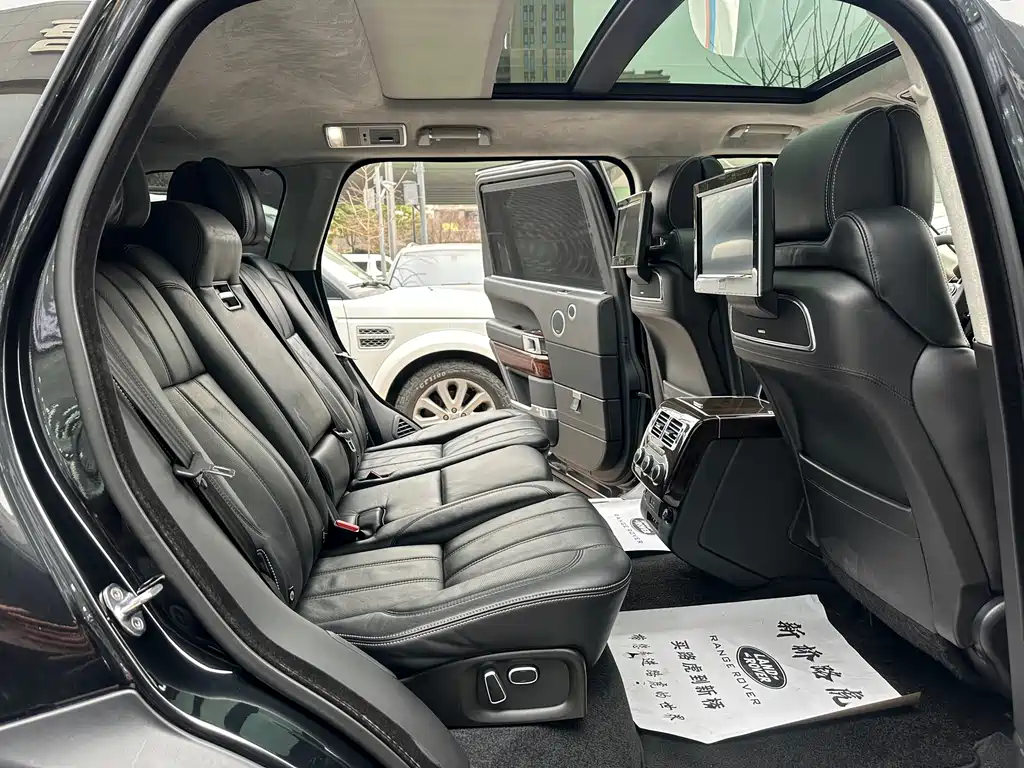 Land Rover Range Rover 2015 5.0 SC V8 AB Long Wheelbase