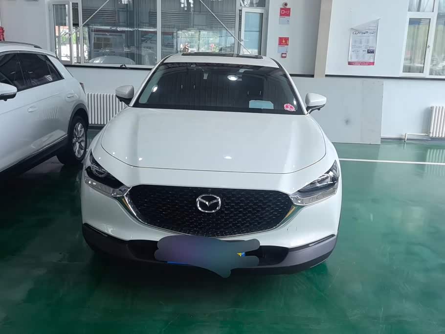 Mazda CX-30 2.0 л 2022 г. Белый, пробег 45500 км