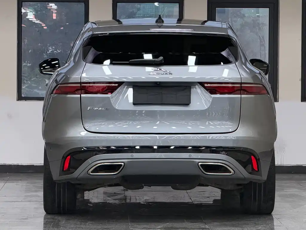 Jaguar F-PACE — миниатюра 8