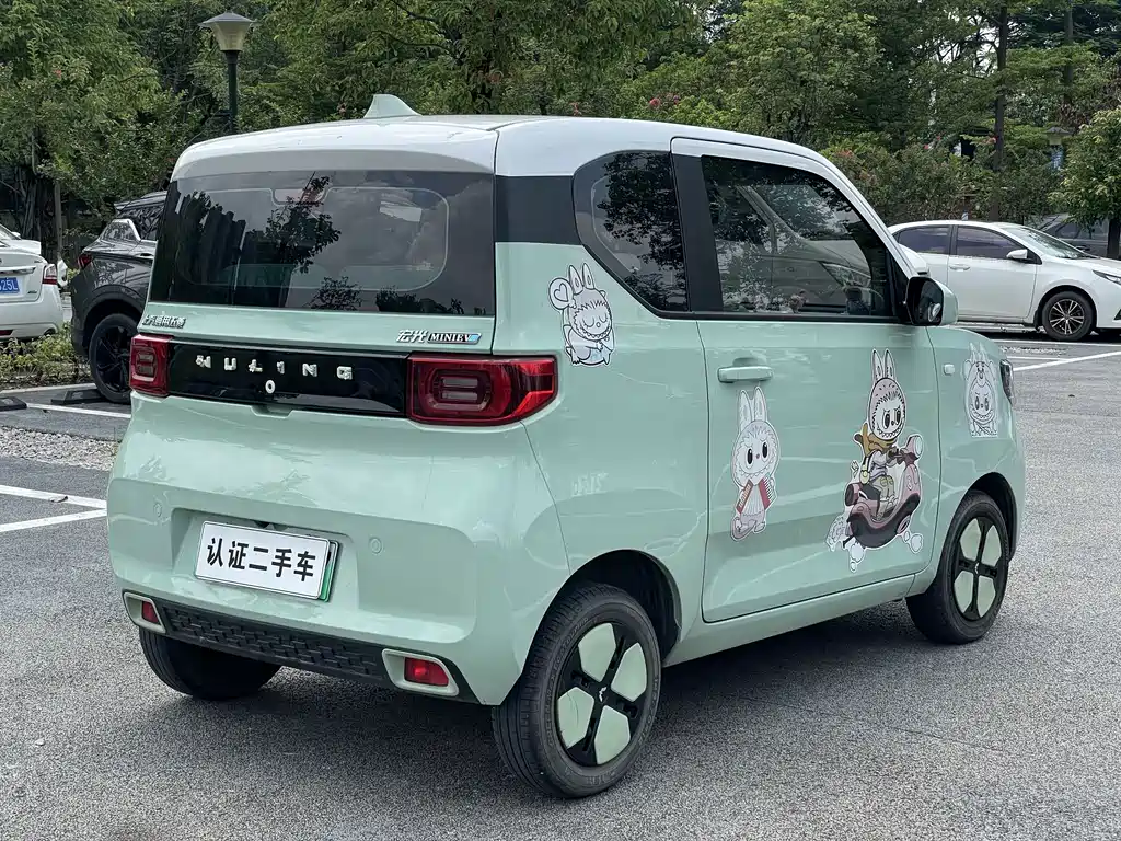 Wuling MINIEV — миниатюра 11
