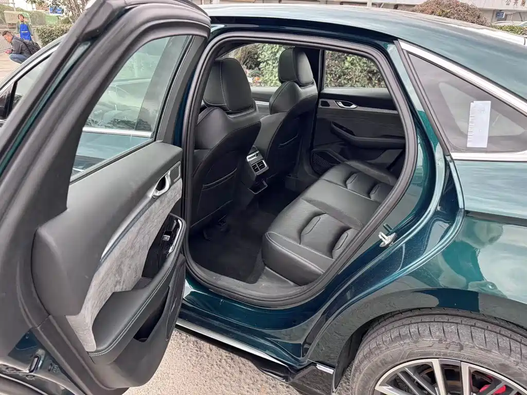 GEELY AUTOMOBILE XINGRUI