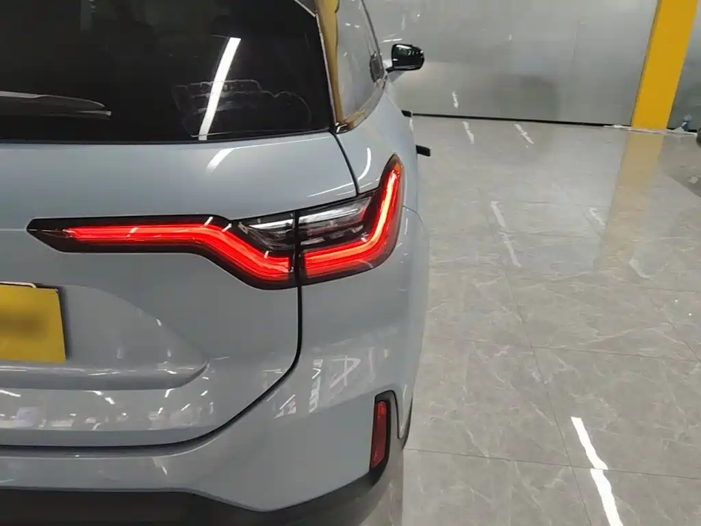 NIO ES6 — миниатюра 8