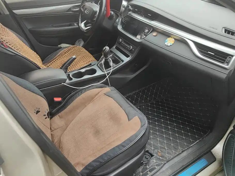Geely Emgrand — миниатюра 8