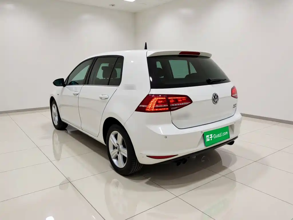 Volkswagen Golf — миниатюра 4
