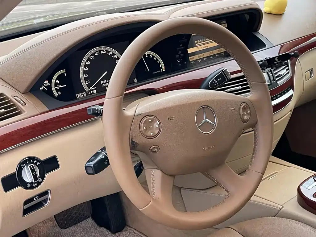 Mercedes-Benz S-Class — миниатюра 9