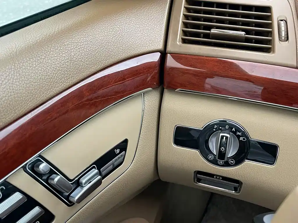 Mercedes-Benz S-Class — миниатюра 12