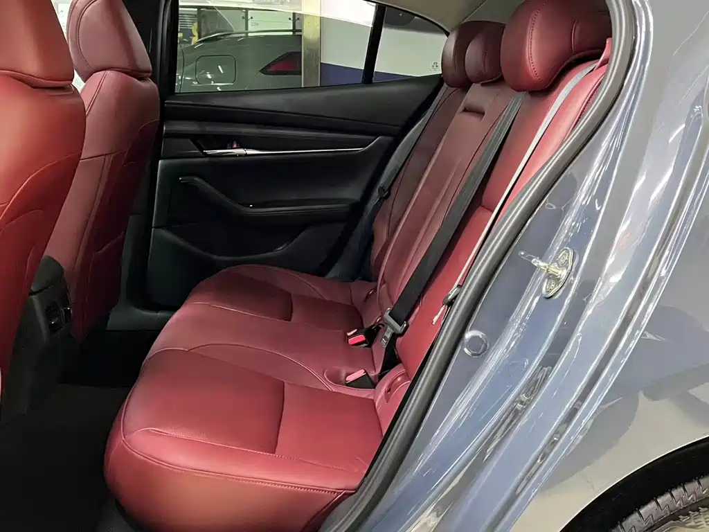 Mazda 3 Axela — миниатюра 13