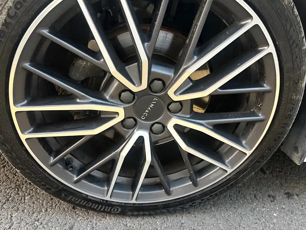 Lynk & Co 03 — миниатюра 4