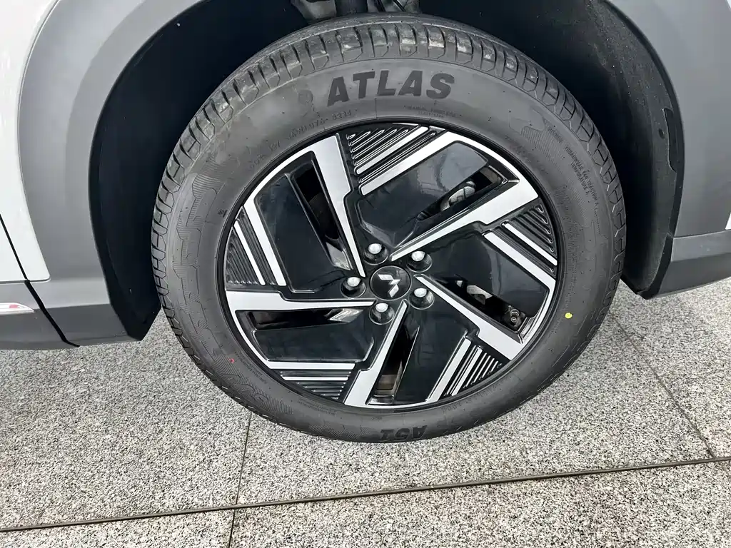 Wuling Xingguang S — миниатюра 4