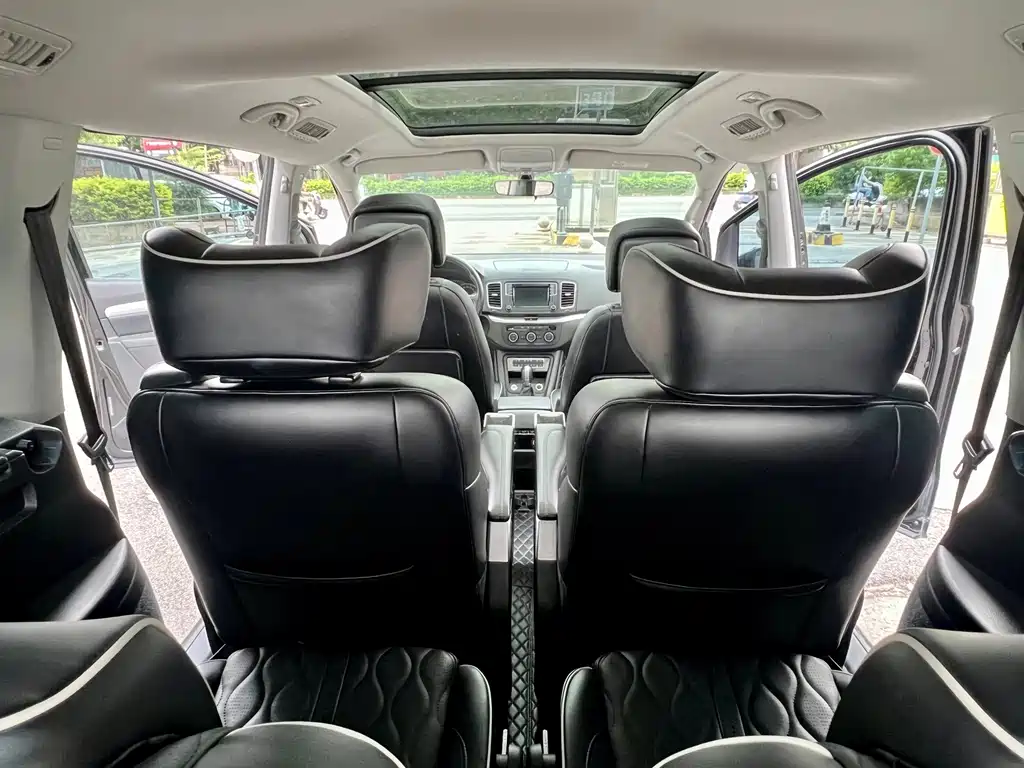 Volkswagen Sharan — миниатюра 13