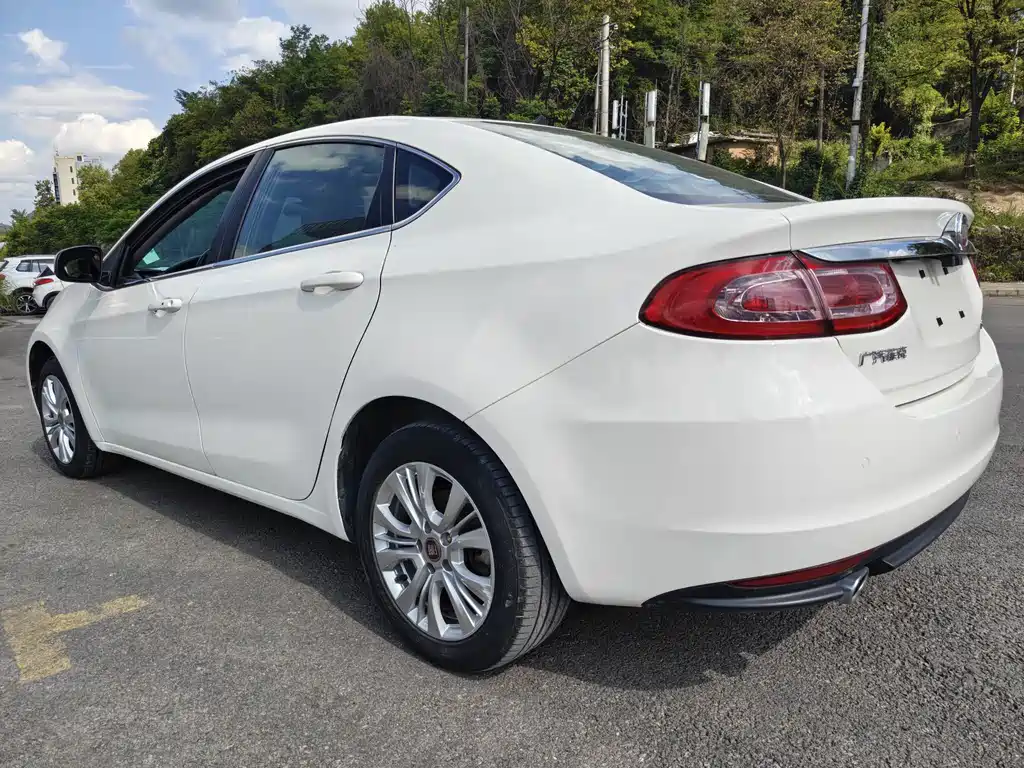 Fiat Viaggio — миниатюра 9