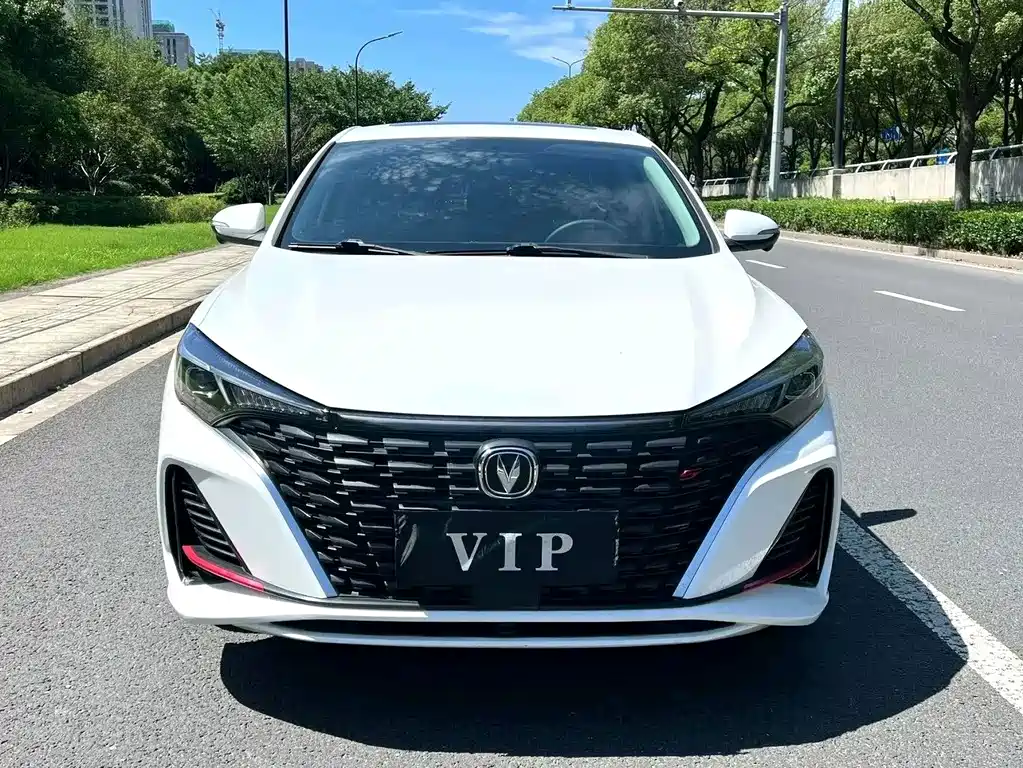 Changan Eado — миниатюра 2