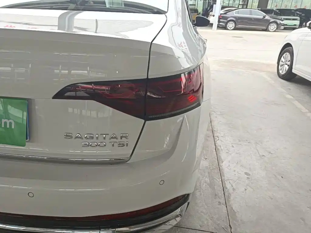 Volkswagen Sagitar — миниатюра 8