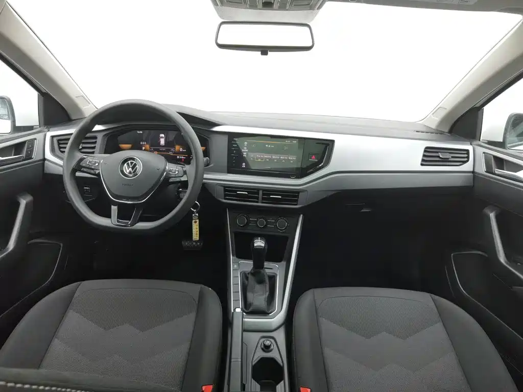 Volkswagen Polo — миниатюра 5