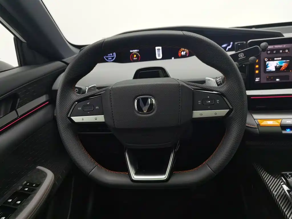 Changan UNI-V — миниатюра 11