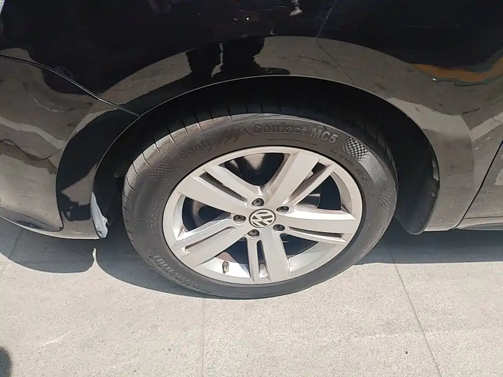 Volkswagen Sharan — миниатюра 23