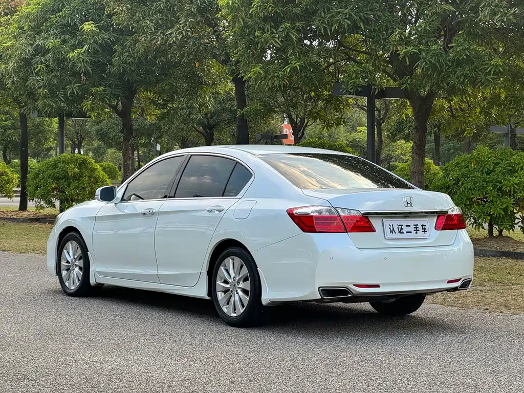 Honda Accord — миниатюра 5
