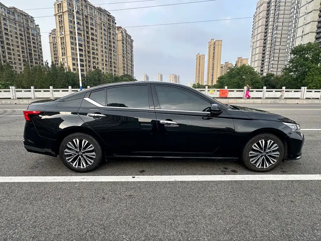 Nissan Teana — миниатюра 12