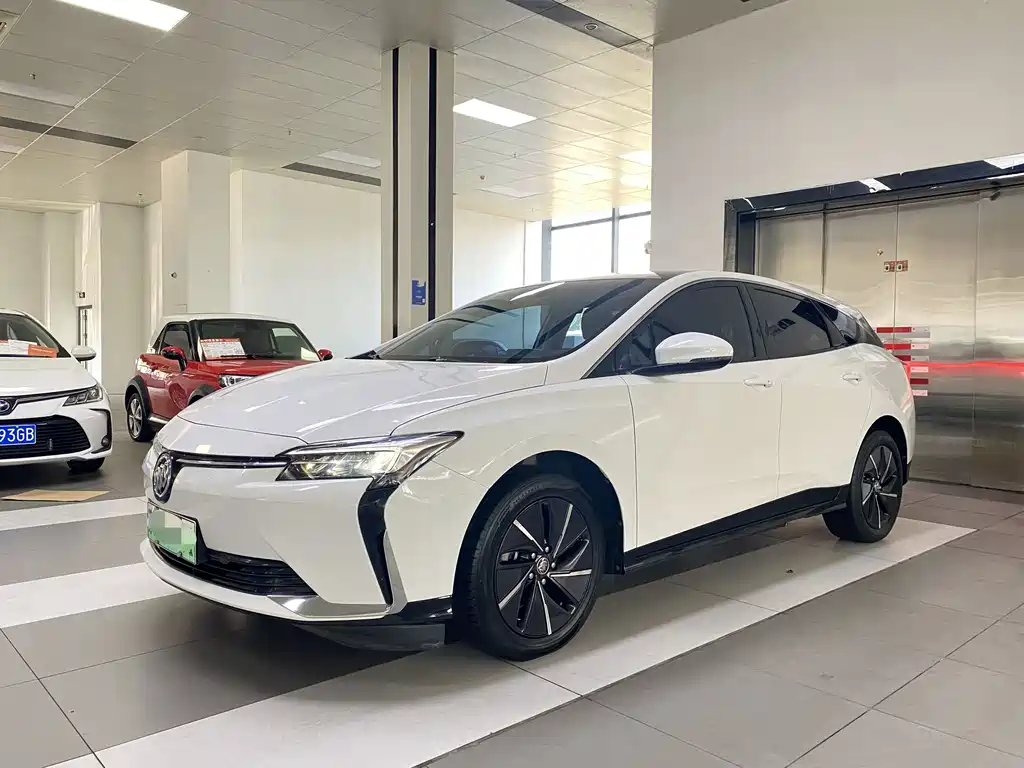 Buick Velite 6