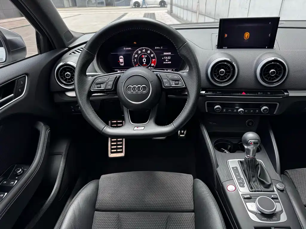 Audi S3 — миниатюра 15