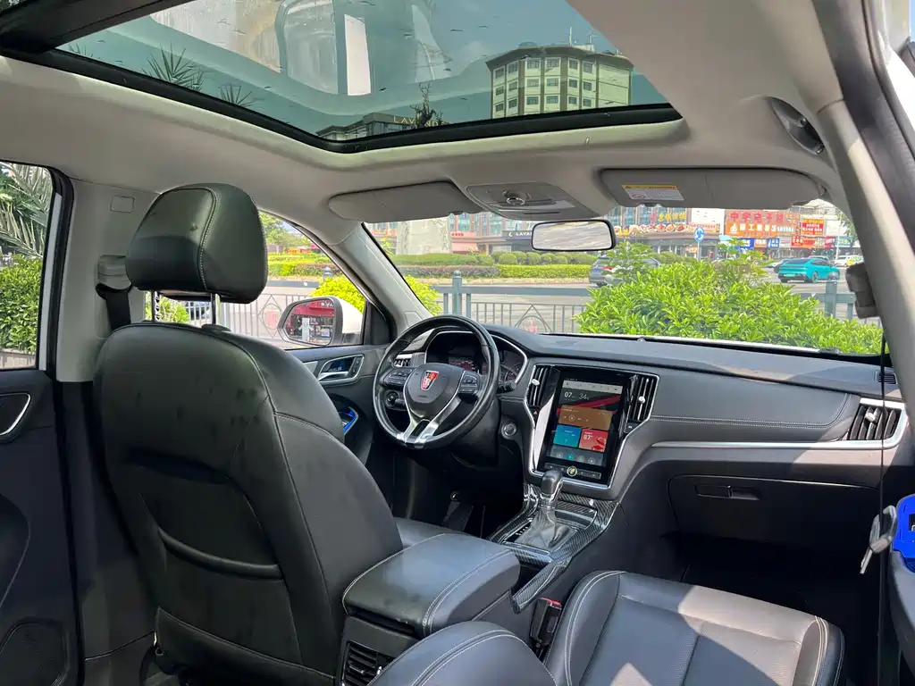 Roewe RX5 — миниатюра 8