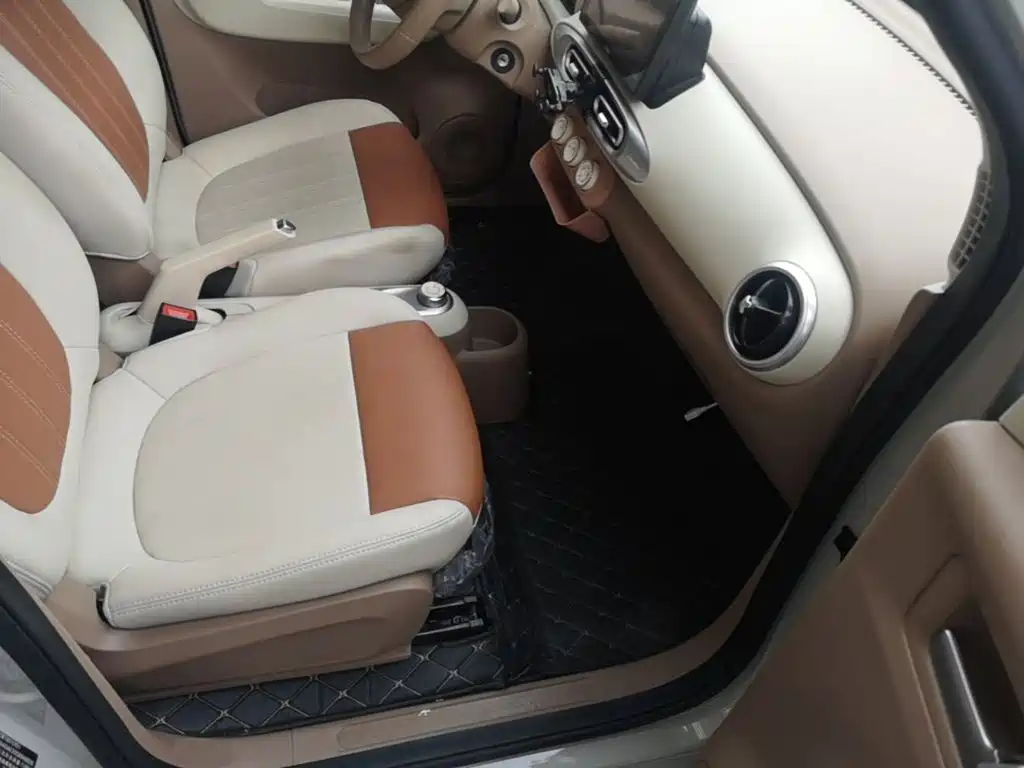 Wuling MINIEV — миниатюра 25