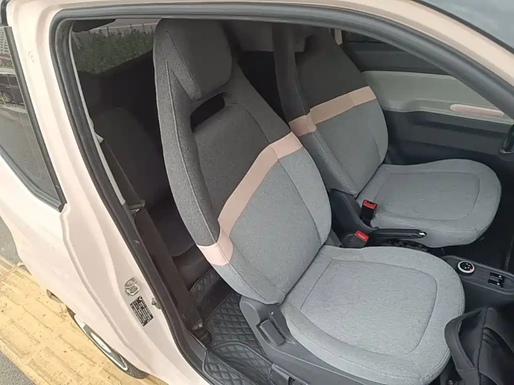 Wuling MINIEV — миниатюра 25
