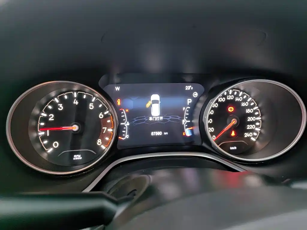 Jeep Compass — миниатюра 12