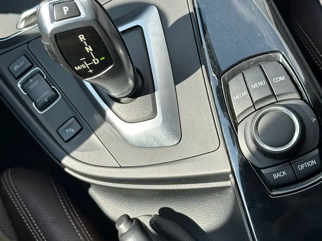 BMW 3 Series — миниатюра 6