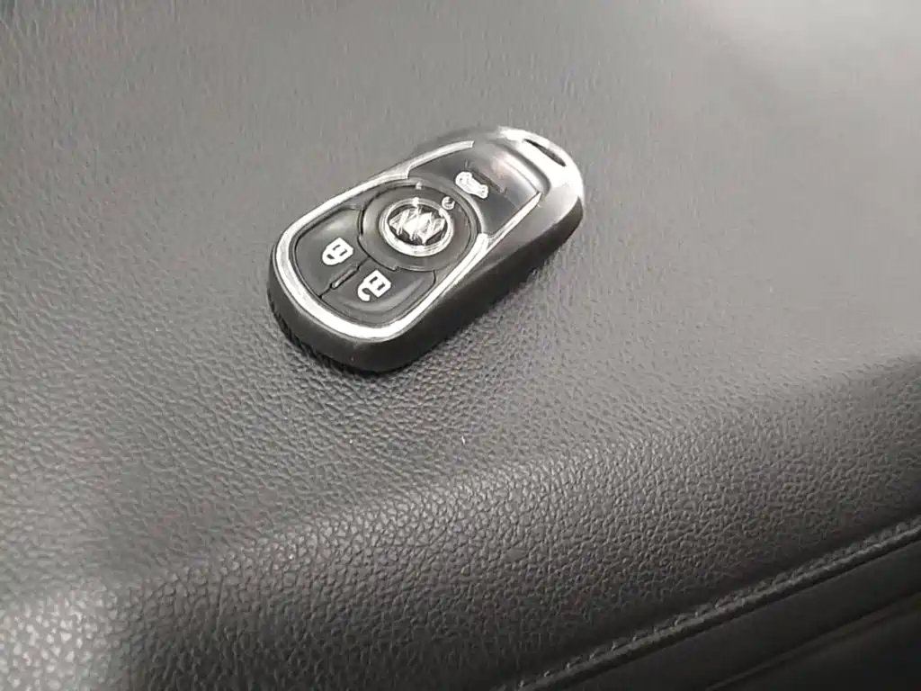 Buick GL8 — миниатюра 9
