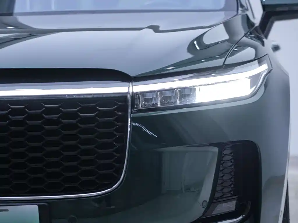 Li Auto ONE 2021 6 мест
