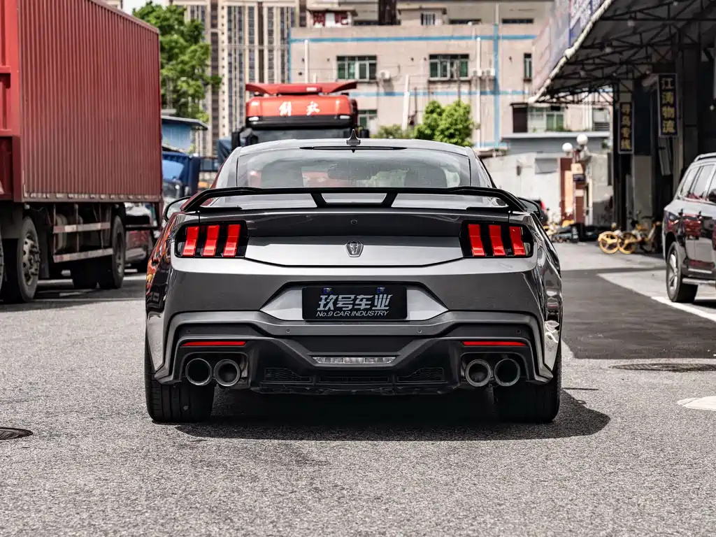Ford Mustang 5.0L V8 Dark Horse, фото 4