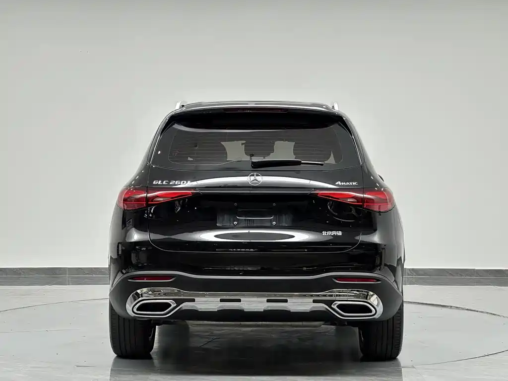 Mercedes-Benz GLC 2023 GLC 260 L 4MATIC 7 мест