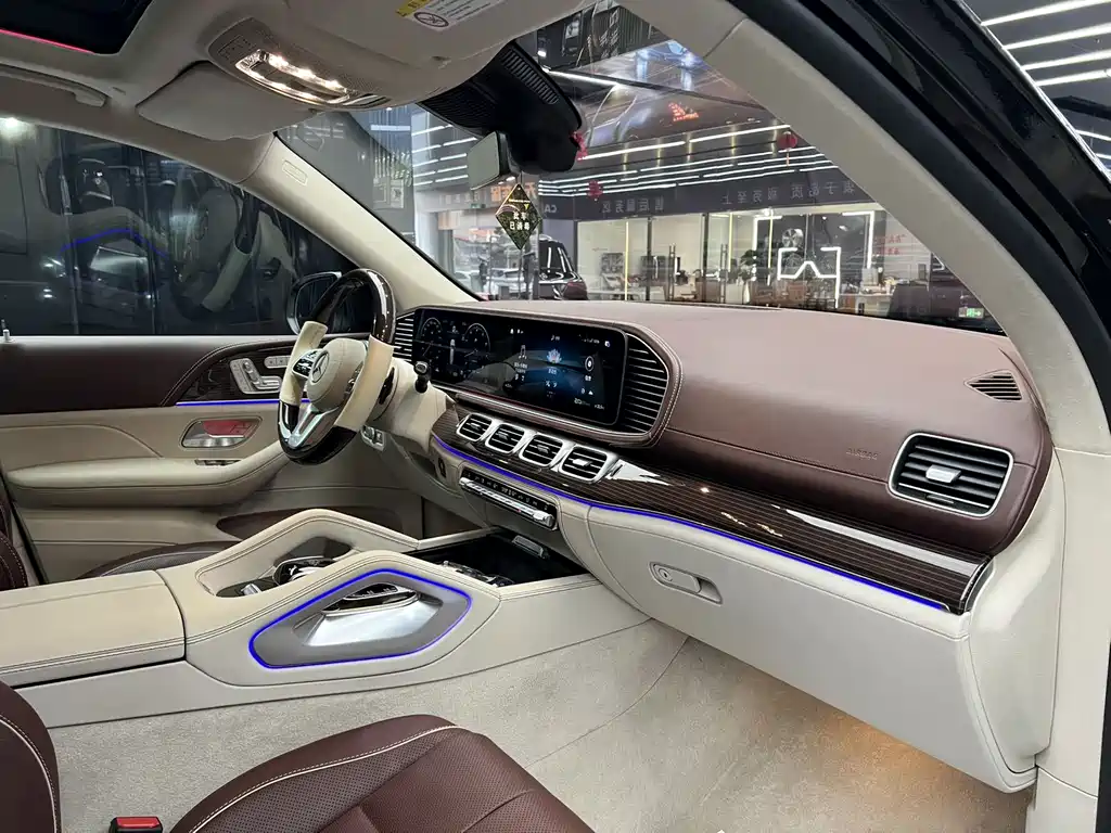 MERCEDES-BENZ MAYBACH GLS