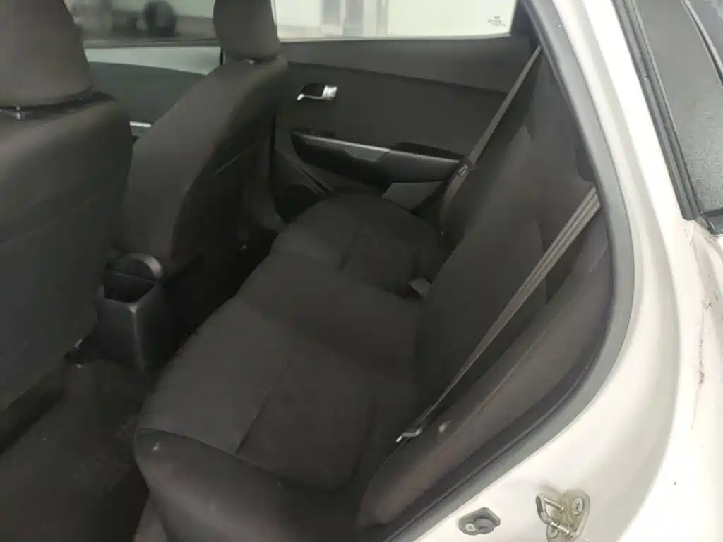 Kia K2 — миниатюра 17