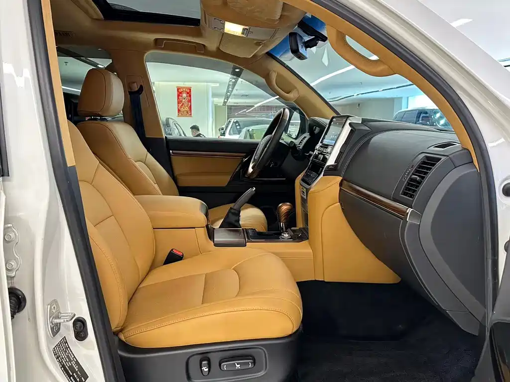 Toyota Land Cruiser — миниатюра 12