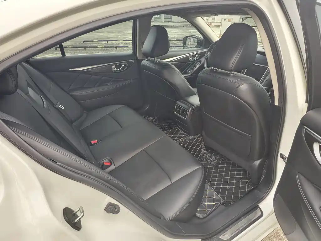 Infiniti Q50L — миниатюра 12