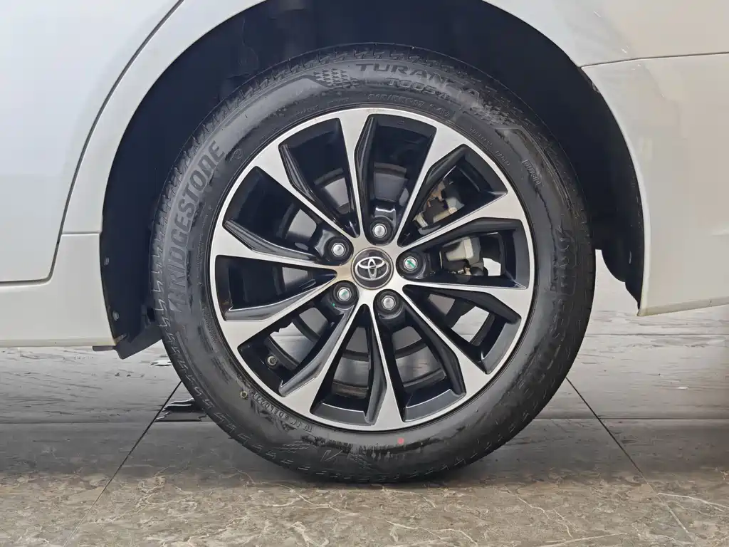 Toyota Avalon 2.5L Luxury Edition, фото 9