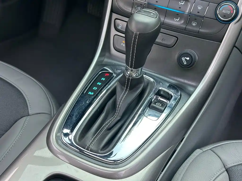 Chevrolet Malibu — миниатюра 11