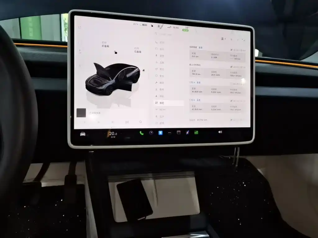 Tesla Model 3 — миниатюра 13